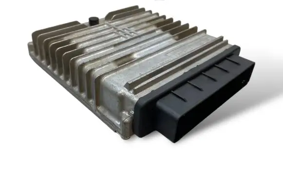 Ford Mondeo Mk III Engine control unit/module 6S7112A650ED R0411C048D 28077183