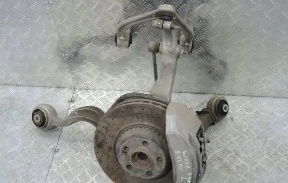 Mercedes-Benz S W222 Front wheel hub spindle knuckle