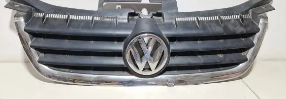 Volkswagen Touran I Front bumper upper radiator grill 1T0853651