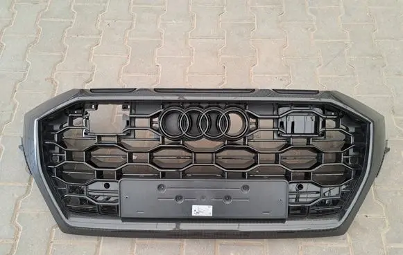Audi RS Q8 Front bumper upper radiator grill 4M8853651AC 4M8853651B