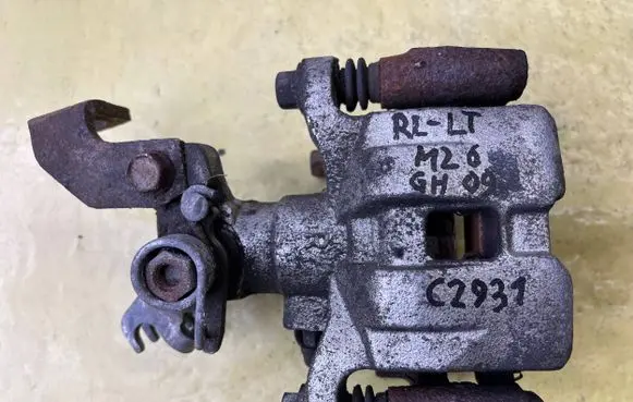 Mazda 6 Rear brake caliper GJZA2698ZC