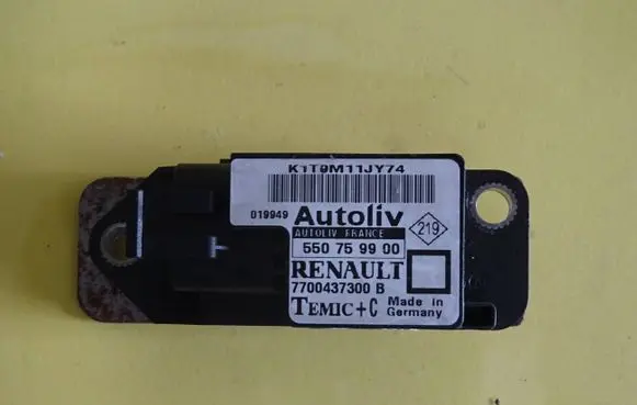 Renault Megane I Airbag deployment crash/impact sensor 7700437300B