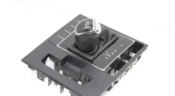 Skoda Superb B8 (3V) Gear shifter/selector 3V2713203A