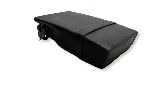 Mercedes-Benz E W213 Rear seat armrest 13056716