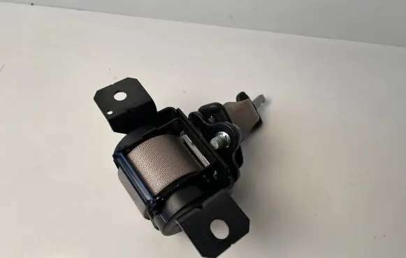 Chrysler Pacifica Third row seat belt P6EB021D2AB