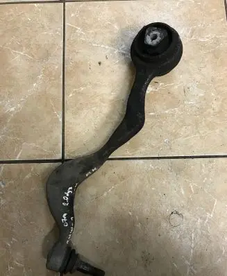 BMW 1 E81 E87 Front lower control arm/wishbone 31122405862