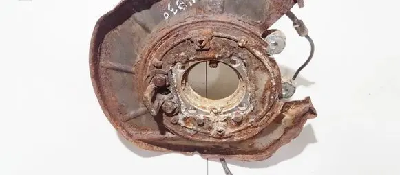 BMW X5 E53 Rear wheel hub