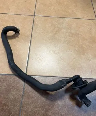 Mercedes-Benz C W204 Engine coolant pipe/hose A2048307496 204807496