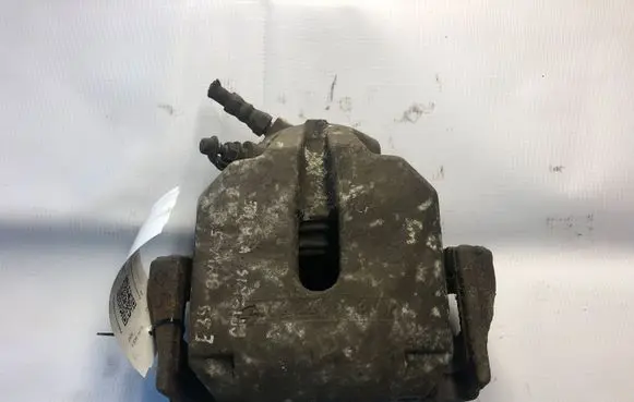 BMW 5 E39 Front brake caliper