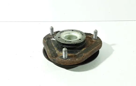 Toyota Verso Front upper strut mount 486090F020