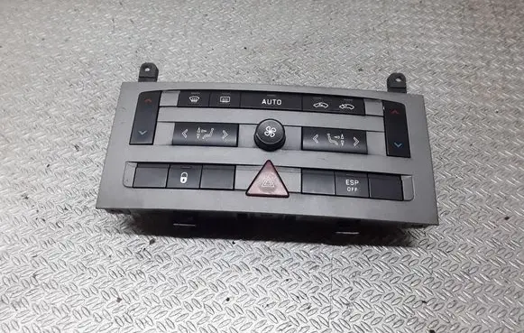 Peugeot 407 Climate control unit 96573322