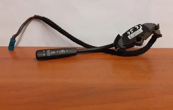 Mercedes-Benz E W210 Cruise control switch 2085450324 4573
