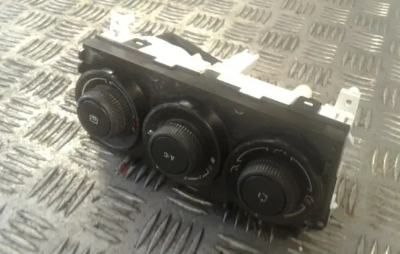Peugeot 308 Climate control unit T1000220K