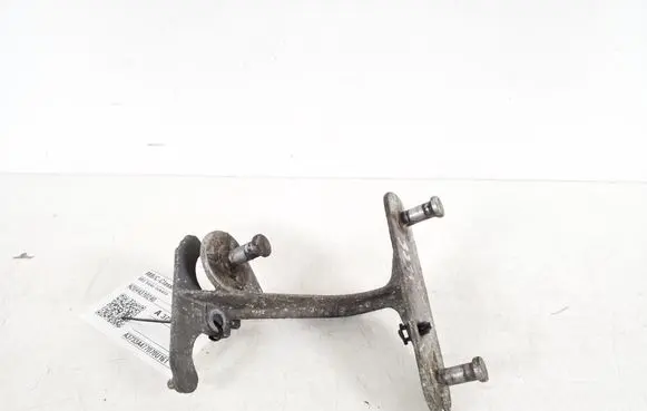 Mercedes-Benz C W204 ABS pump bracket A2044310240