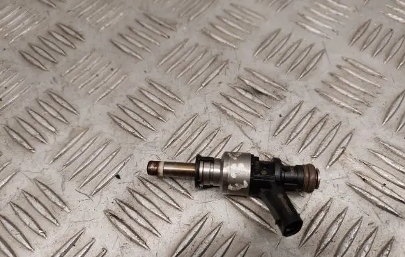Audi A7 S7 4G Fuel injector 3079036N