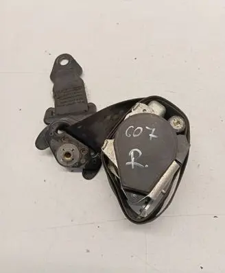 Peugeot 607 Front seatbelt 040137