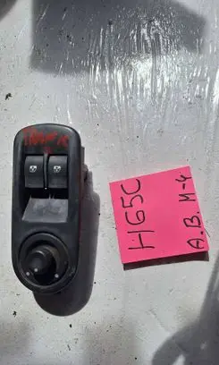 Renault Trafic II (X83) Electric window control switch 8200011867
