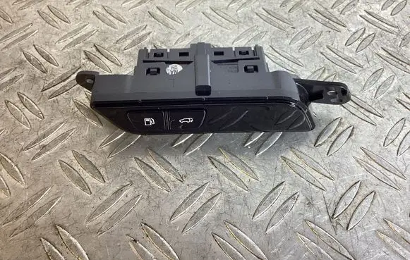 Lexus NX Fuel tank opening switch 75P841 5561878040
