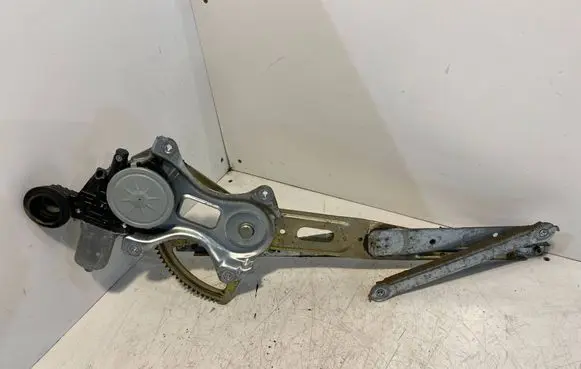 Rear door window regulator with motor