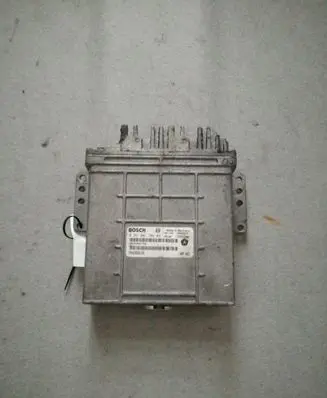 Chrysler Voyager Engine control unit/module 0281001708