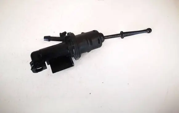 Mitsubishi Lancer X Clutch master cylinder 1k0721388q