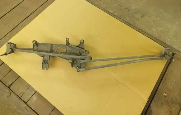 Peugeot 807 Front wiper linkage 