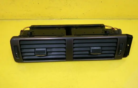 Audi A6 S6 C5 4B Dash center air vent grill 4B1820951