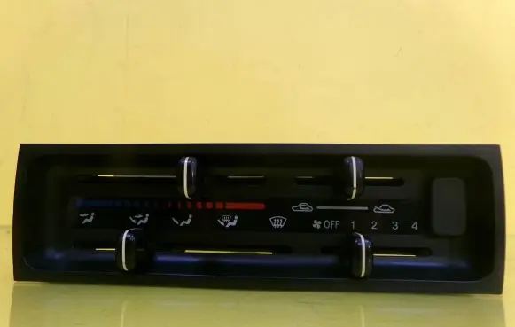 Mazda 323 F Climate control unit