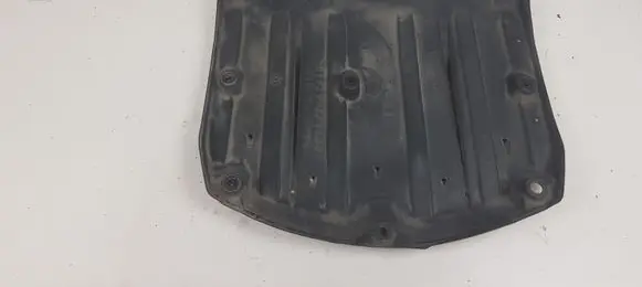 Lexus IS 220D-250-350 Engine splash shield/under tray 5840153010
