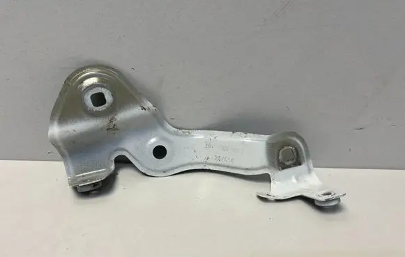 BMW i4 Fender mounting bracket 7486805