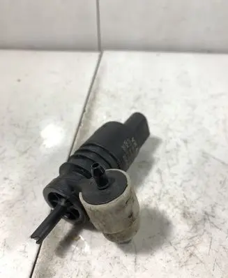 Audi Q7 4L Headlight washer pump 1T0955651A