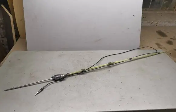 Mitsubishi Cordia Radio antenna 
