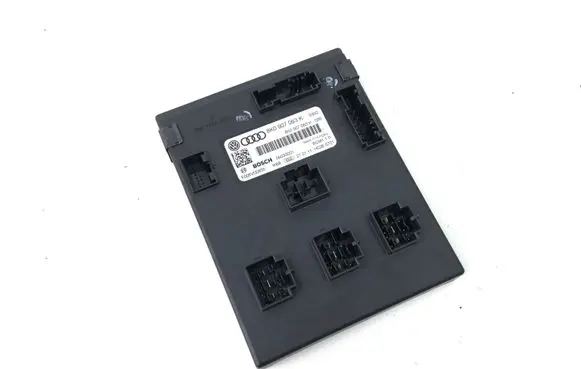 Audi A4 S4 B8 8K Comfort/convenience module 8K0907063K