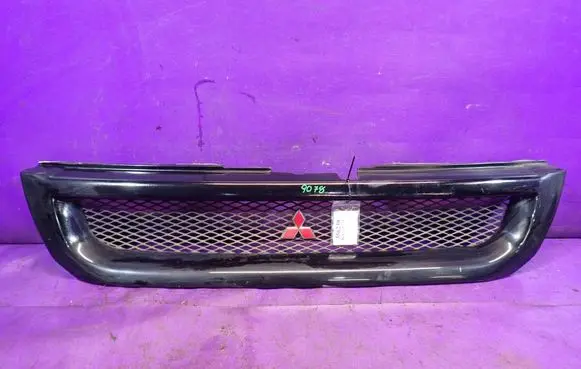 Chrysler Challenger Front grill