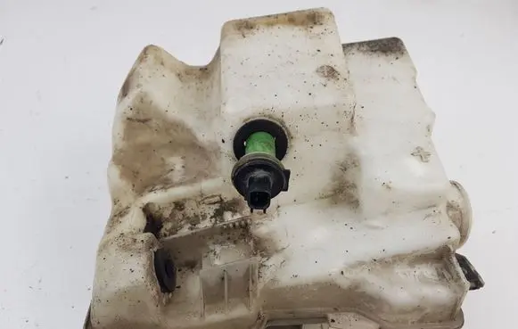 Volkswagen PASSAT B6 Lamp washer fluid tank 3C0955453