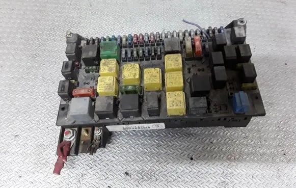 Mercedes-Benz ML W163 Fuse module 1635450005