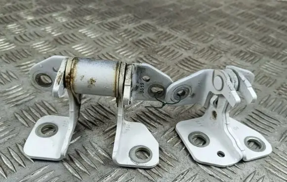 Dodge Durango Rear door hinge set 