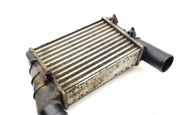 Audi A4 S4 B5 8D Intercooler radiator 058145805A 140900F