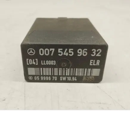 Mercedes-Benz E W124 Other relay 0075459632 A0075459632