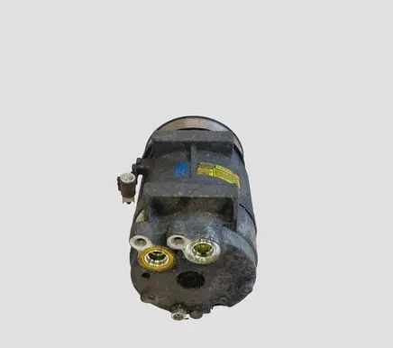 Volvo XC90 Air conditioning (A/C) compressor (pump) 8708581 180111