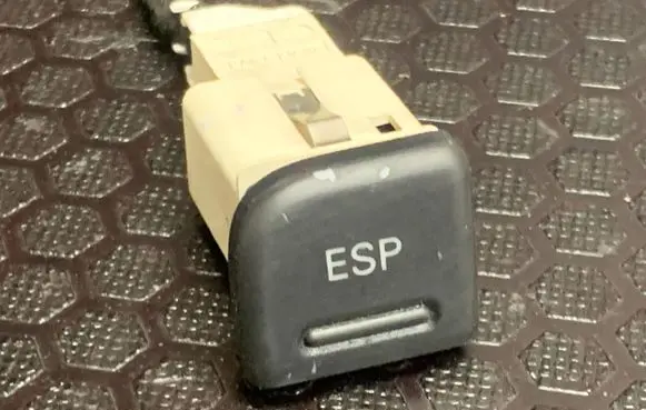 ESP (stability program) switch