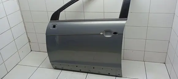 Chevrolet Captiva Front door 