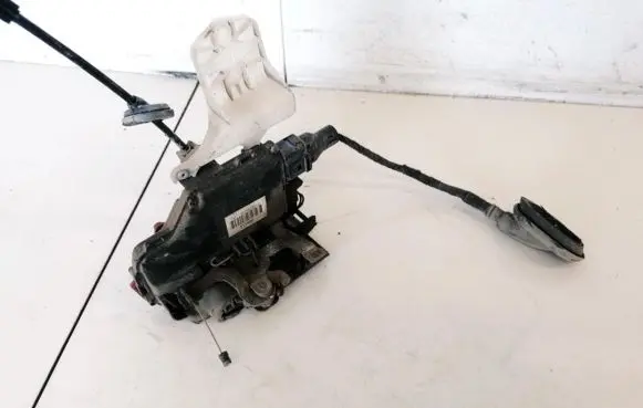 Volkswagen Caddy Front door lock 3D1837016