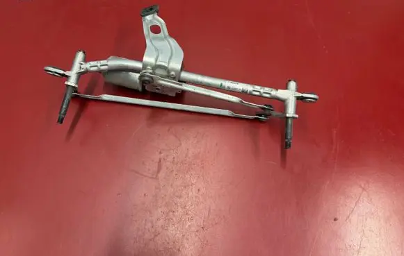 BMW X1 U11 Front wiper linkage 9478831