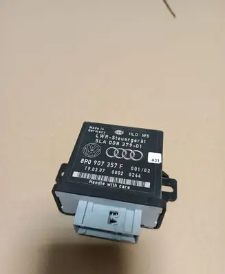 Audi Q7 4L Light module LCM 5LA008379 8P0907357F