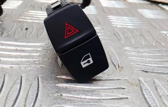 BMW 3 F30 F35 F31 Hazard light switch 9231786 61319231786