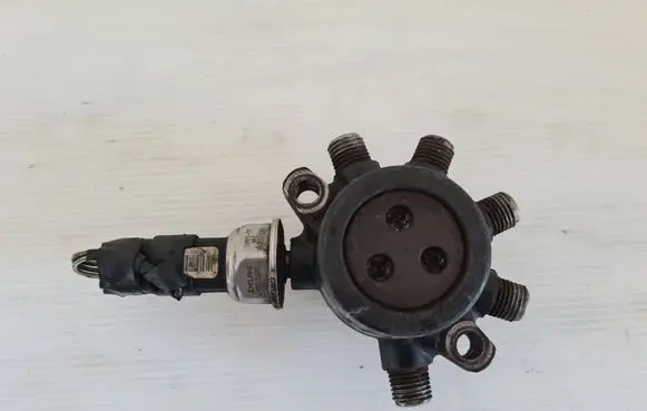 Peugeot 406 Fuel main line pipe R9144Z020D 1S4Q9D280AD