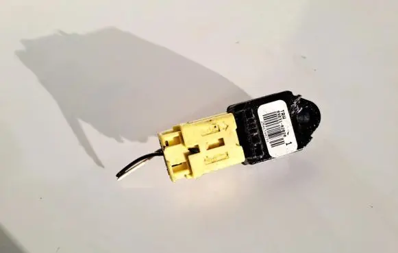 Toyota Aygo AB10 Airbag deployment crash/impact sensor 8983102020 89831-02020