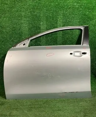KIA Ceed Front door