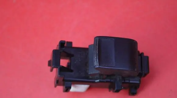 Toyota Auris 150 Electric window control switch 1928297